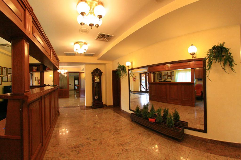Motel Vector Acăţari Dış mekan fotoğraf